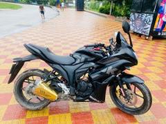 Suzuki Gixxer SF